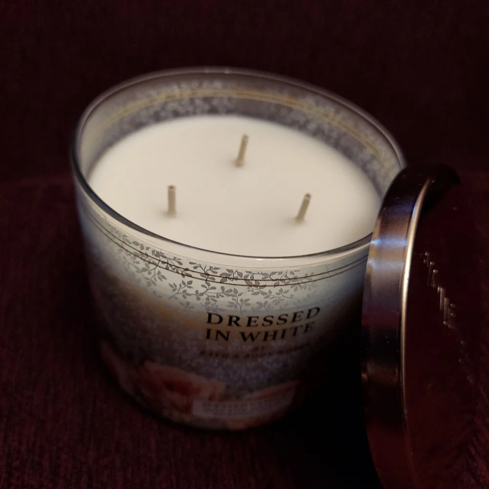 Dressed in white 3 wick candle by bath and body works
